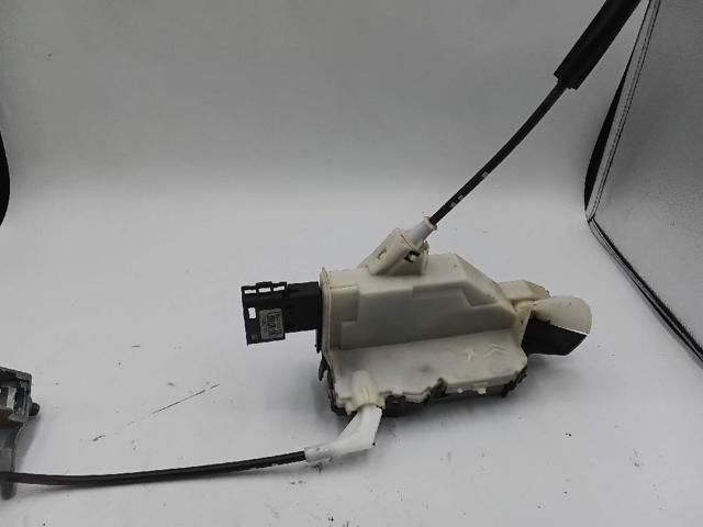 Zamek drzwi przednich lewych 828406 PEUGEOT