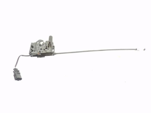 Zamek maski 82A823509 VAG