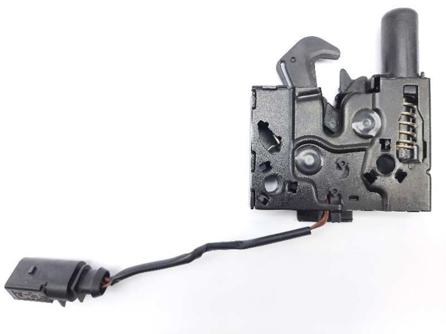 Zamek maski 82A82350901S VAG