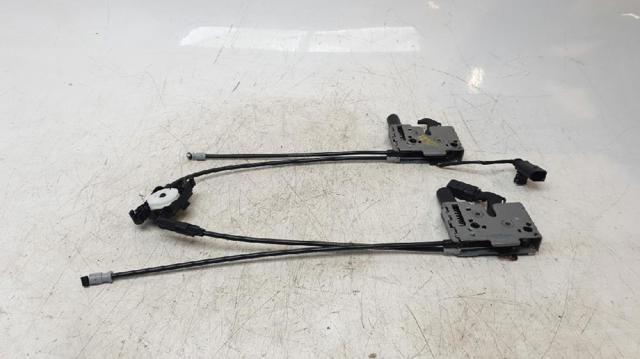 Zamek maski 82A823509A VAG