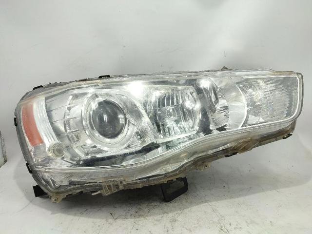 Reflektor prawy 8301A160 MITSUBISHI