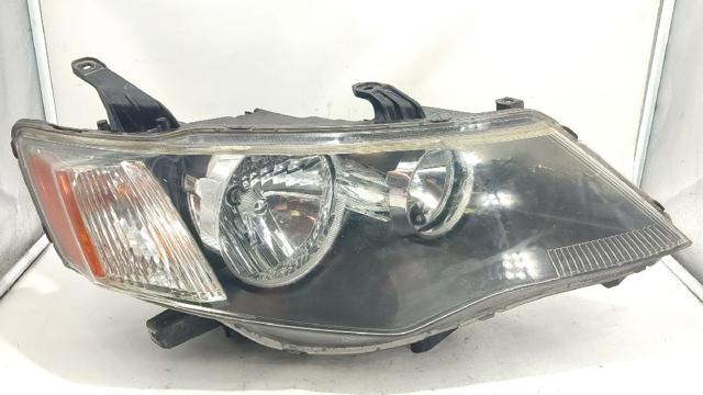 Reflektor prawy 8301A160 MITSUBISHI