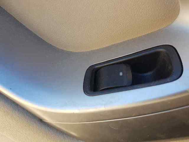Przełącznik szyb Subaru Outback