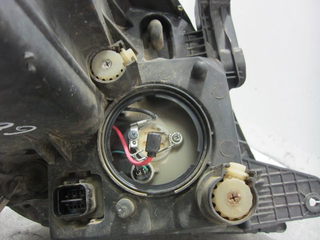 Reflektor lewy SsangYong Rexton 1 RJ