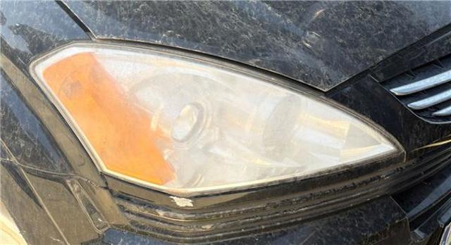 Reflektor prawy 8310209100 SSANG YONG