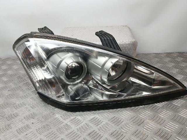 Reflektor prawy 8310209101 SSANG YONG