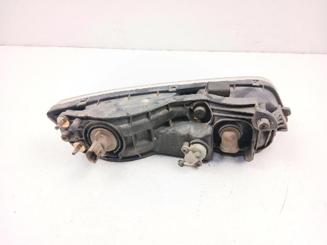 Lampa przeciwmgielna lewa SsangYong Rexton 1 RJ