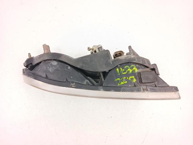 Lampa przeciwmgielna lewa SsangYong Rexton 1 RJ