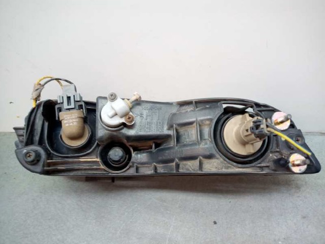 Lampa przeciwmgielna lewa 8320108001 SSANG YONG