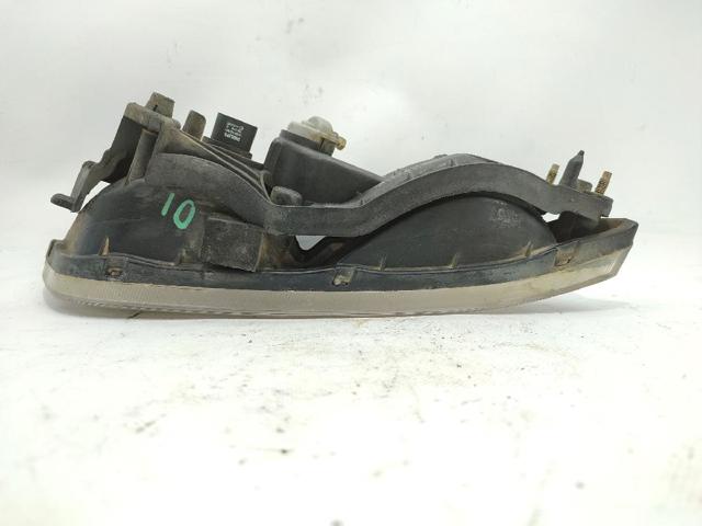 Lampa przeciwmgielna lewa SsangYong Rexton 1 RJ