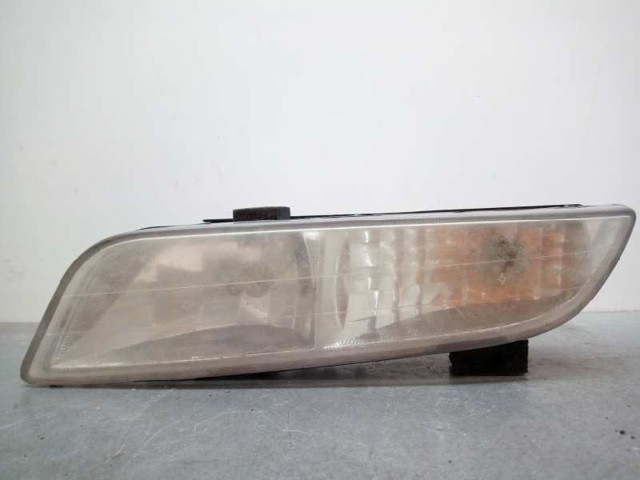 Lampa przeciwmgielna lewa 8320108001 SSANG YONG