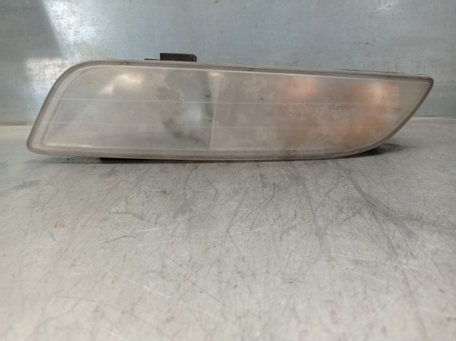 Lampa przeciwmgielna lewa 8320108001 SSANG YONG