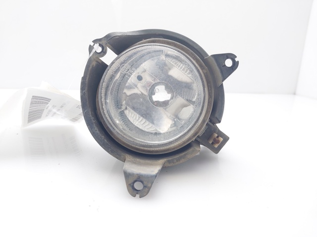 Lampa przeciwmgielna lewa 8320121001 SSANG YONG