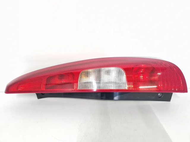 Lampa zespolona tylna prawa 8330A328 MITSUBISHI