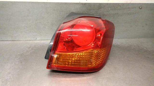 Lampa zespolona tylna prawa zewnętrzna 8330B194 MITSUBISHI