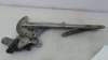 Mechanizm podnoszenia szyby drzwi przednich lewych 8340279J12 SUZUKI