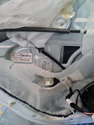 Silniczek podnośnika szyby drzwi tylnych lewych 834703U000 HYUNDAI