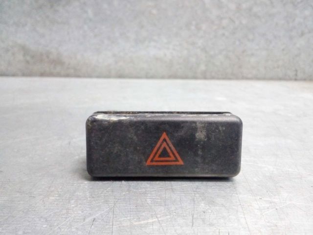 Przycisk włączania światła awaryjnego 8350947 BMW