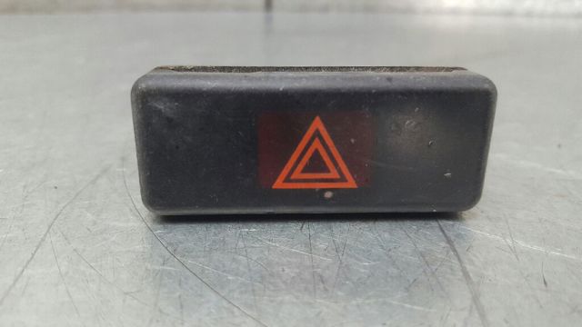 Przycisk włączania światła awaryjnego 8350947 BMW