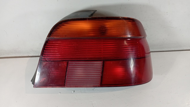 8358032 BMW