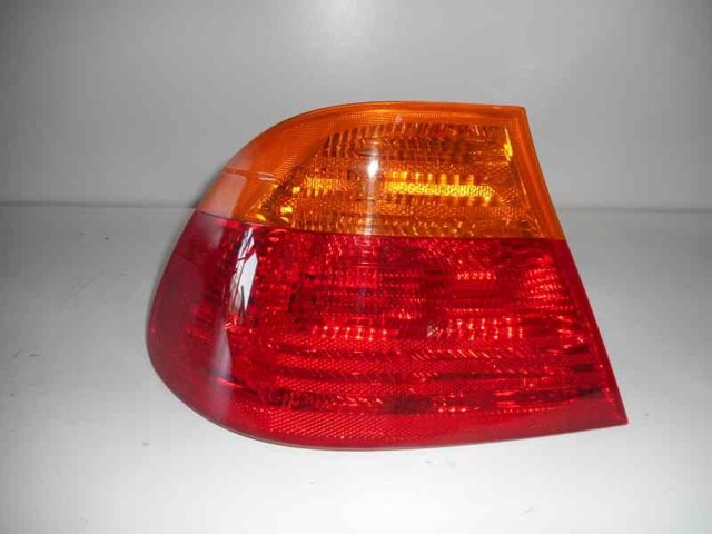 Lampa zespolona tylna lewa zewnętrzna 8364725 BMW