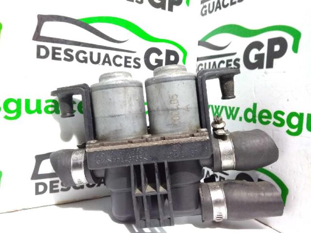 8374995 BMW
