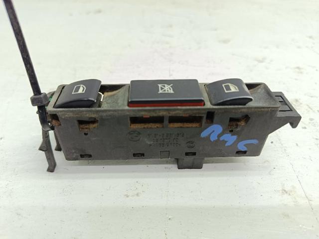 Panel przyciskowy sterowania podnośnikiem szyby przedni lewy 8381518 BMW