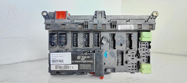 Skrzynka bezpieczników 8384525 BMW