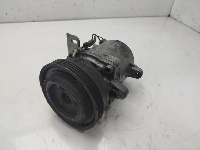 Sprężarka klimatyzacji 8390646 BMW