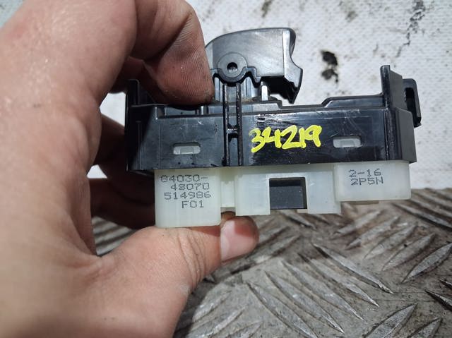 8403048070 Toyota