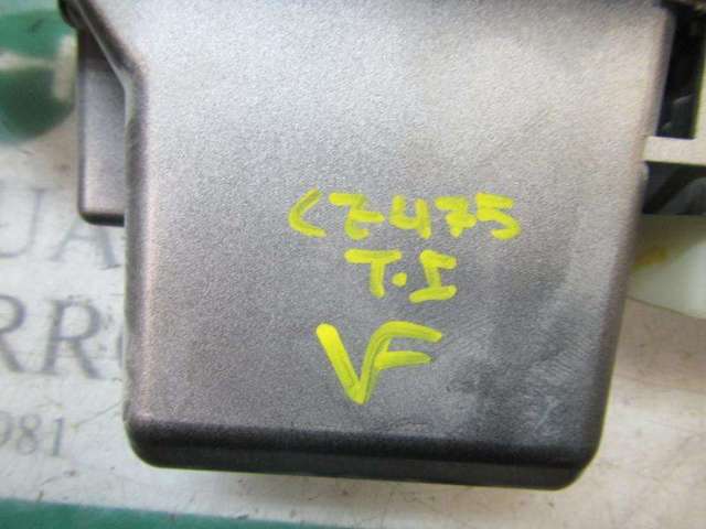 8403048070 Toyota