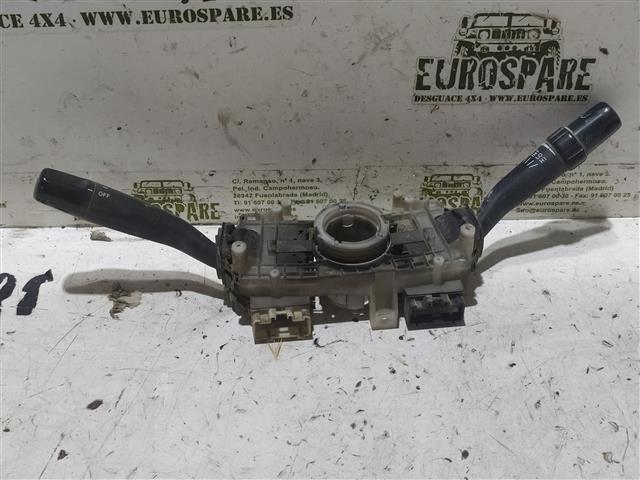 Kupić Przełącznik zespolony, w komplecie Toyota Hilux  N w dobrej cenie