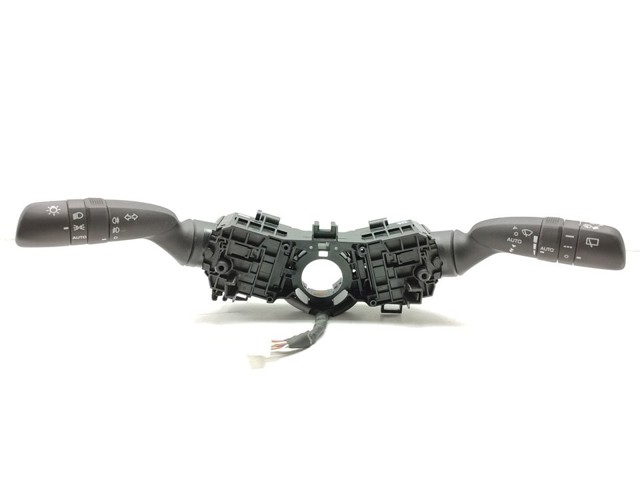 Przełącznik zespolony, środkowa część 8431911010 TOYOTA
