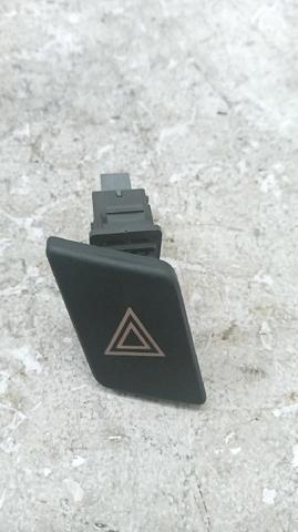 Przycisk włączania światła awaryjnego 843320D020 TOYOTA