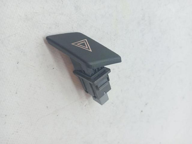 Przycisk włączania światła awaryjnego 843320D020 TOYOTA