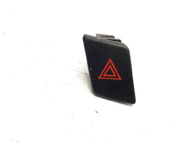 Przycisk włączania światła awaryjnego 843320D020 TOYOTA