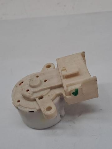 Kostka stacyjki zapłonowej Toyota Yaris NCP2