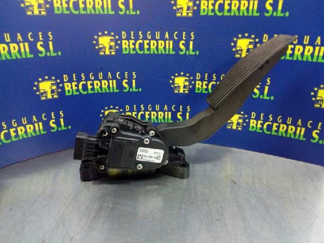 Pedał przyspieszenia (gazu) Opel Vectra