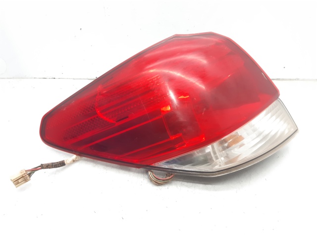 Lampa zespolona tylna lewa 84912AJ100 SUBARU