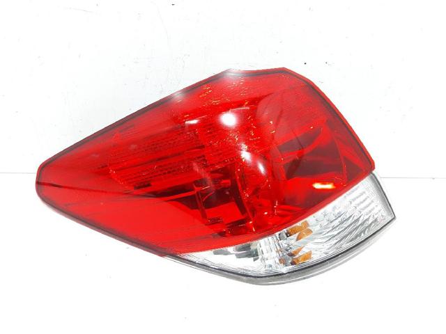 Lampa zespolona tylna lewa 84912AJ100 SUBARU