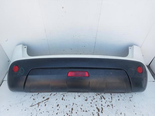 Zderzak tylny 85022BR00H NISSAN