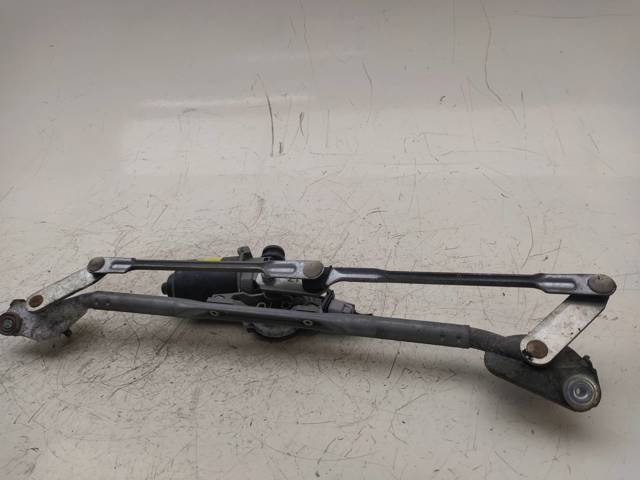 Silniczek wycieraczki szyby przedniej 8511005060 TOYOTA