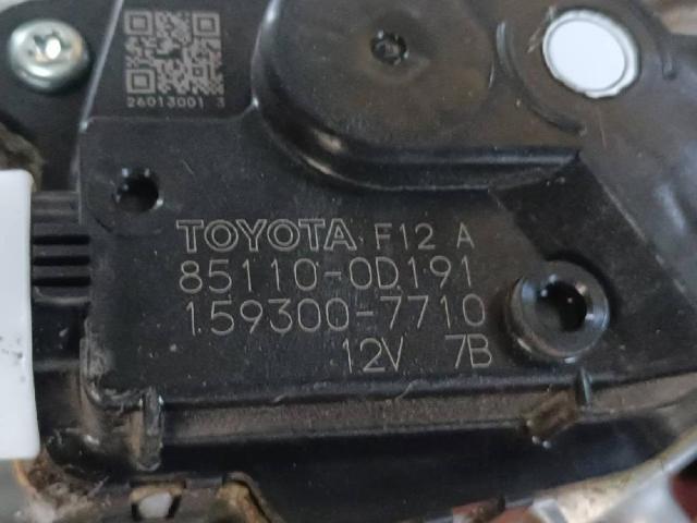 Silniczek wycieraczki szyby przedniej 851100D191 TOYOTA
