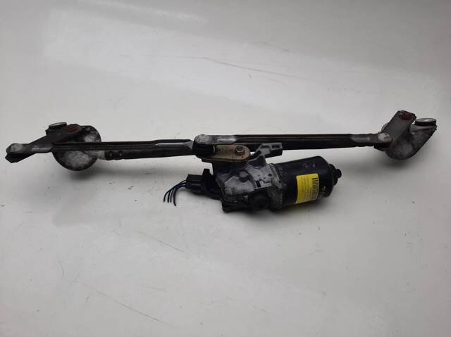 Silniczek wycieraczki szyby przedniej 851101A040 TOYOTA