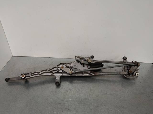 Silniczek wycieraczki szyby przedniej 8511048160 TOYOTA