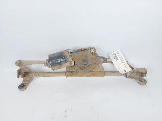 Silniczek wycieraczki szyby przedniej Toyota Yaris NCP2