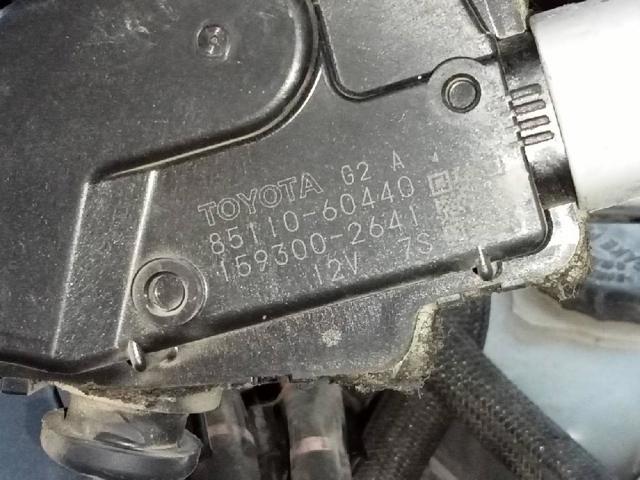 Silniczek wycieraczki szyby przedniej 8511060440 TOYOTA