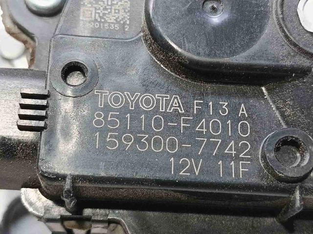 Silniczek wycieraczki szyby przedniej 85110F4010 TOYOTA