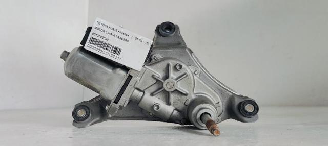 Silniczek wycieraczki tylnej szyby 8513002030 TOYOTA