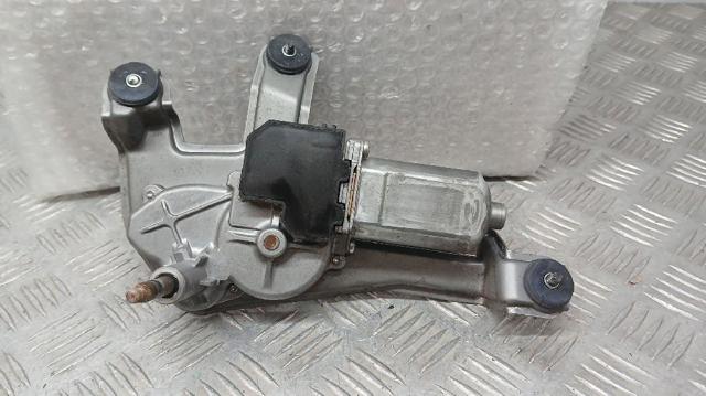 Silniczek wycieraczki tylnej szyby 851300F010 TOYOTA